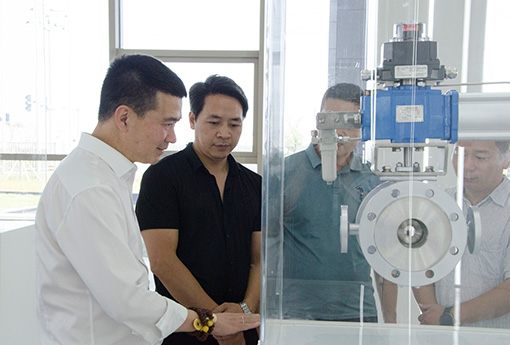 熱點新聞 | 溫州市「互看互學(xué)」標(biāo)桿企業(yè)研學(xué)活動走進(jìn)力諾交流學(xué)習(xí)